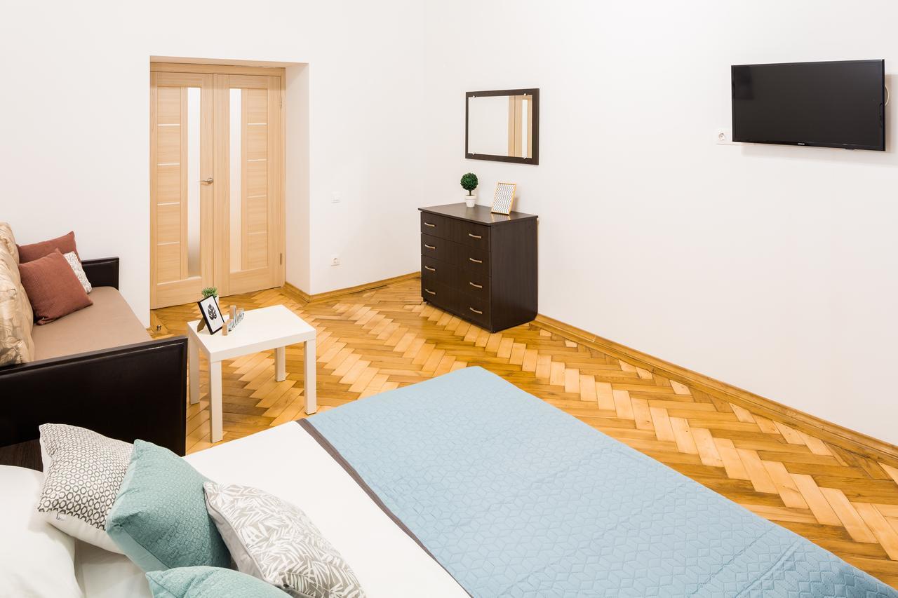 Bright And Cozy Apart With Balcony إلفيف المظهر الخارجي الصورة