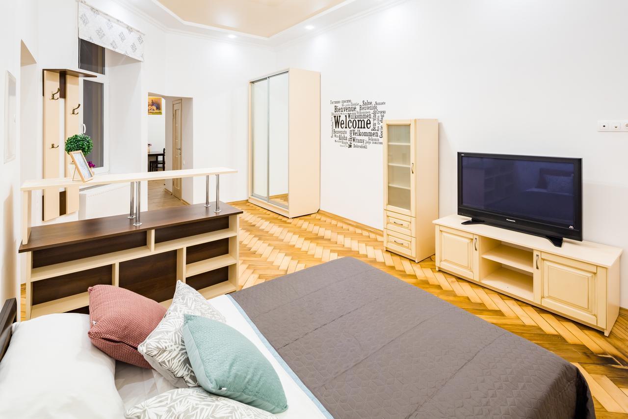 Bright And Cozy Apart With Balcony إلفيف المظهر الخارجي الصورة